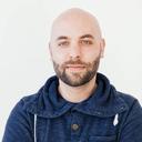 Улыбающийся участник Илья